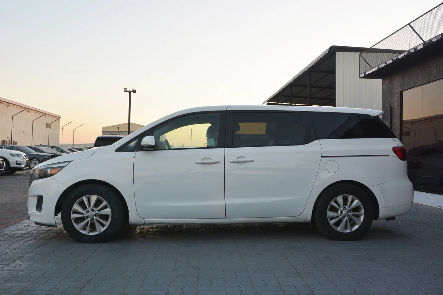 2017 KIA Sedona, LX - Fast Wheel