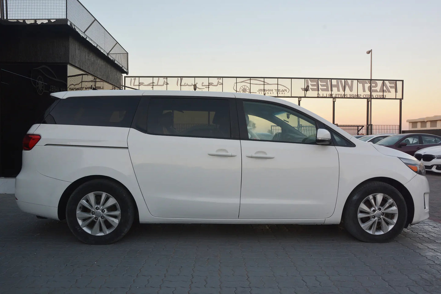 2017 KIA Sedona, LX - Fast Wheel