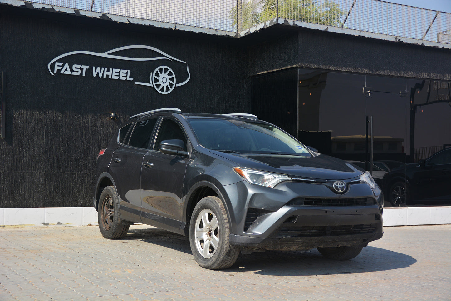 2017 Toyota Rav4 Le - Fast Wheel