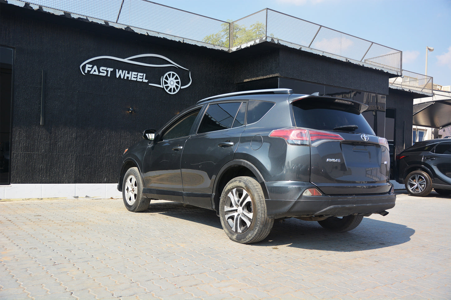 2017 Toyota Rav4 Le - Fast Wheel