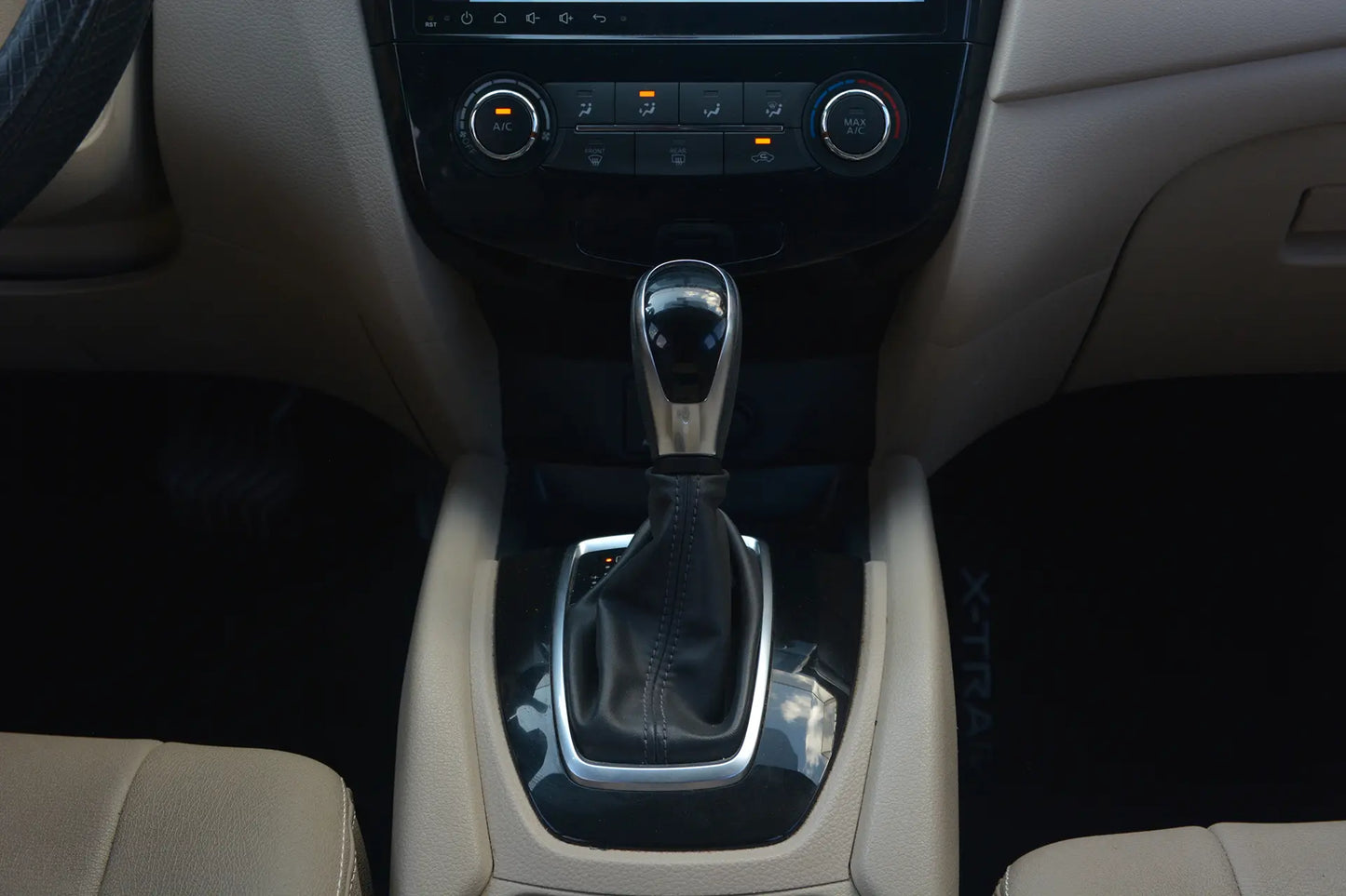 2019 NISSAN X- TRAIL (GCC) - Fast Wheel