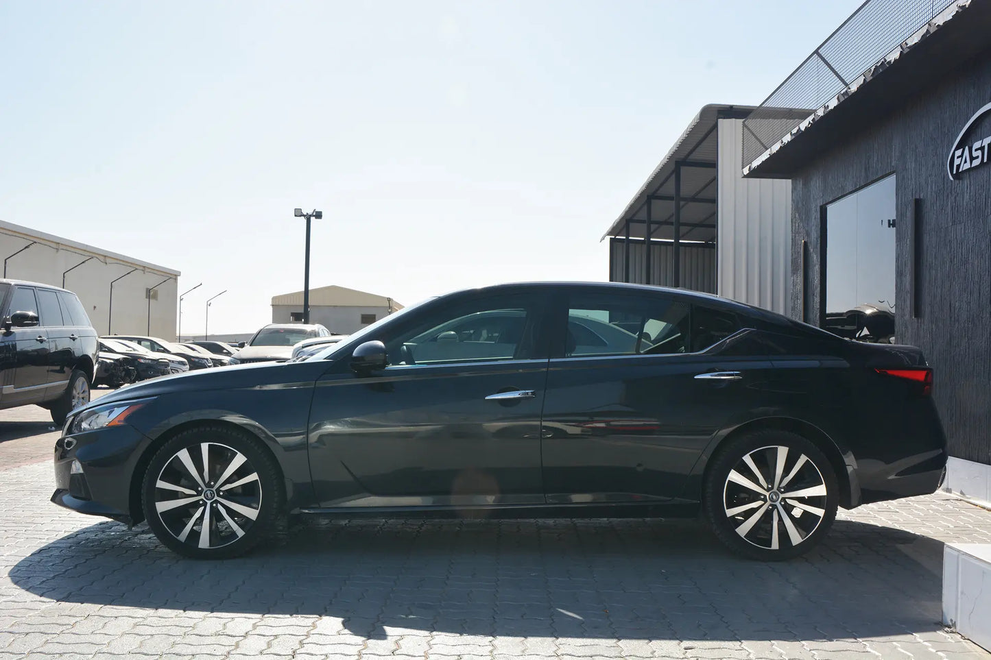 2019 Nissan Altima Platinum - Fast Wheel