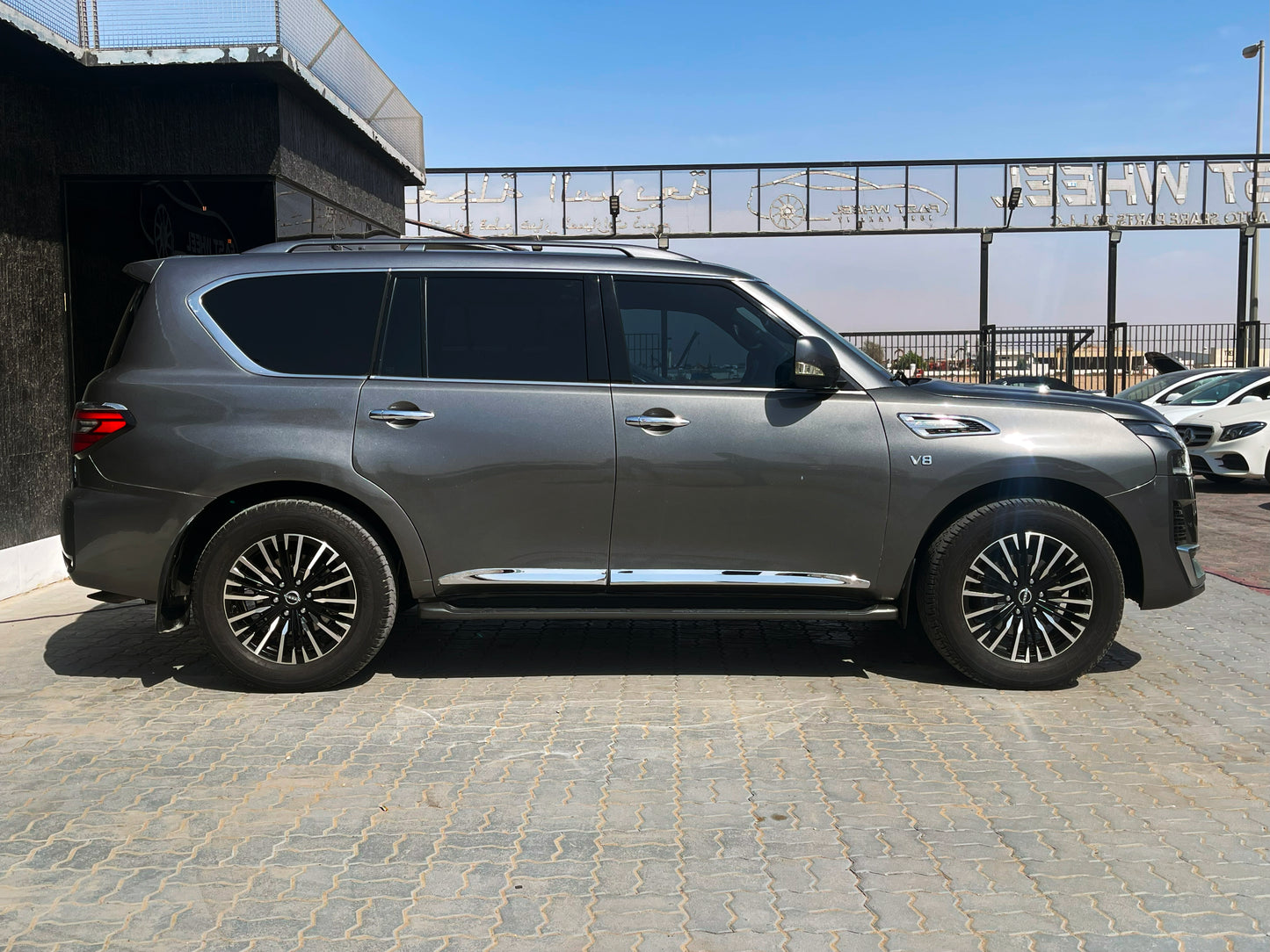 2019 Nissan Armada, SV - Fast Wheel