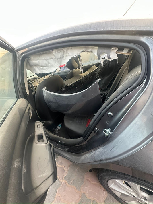 2020 NISSAN VERSA S Manual