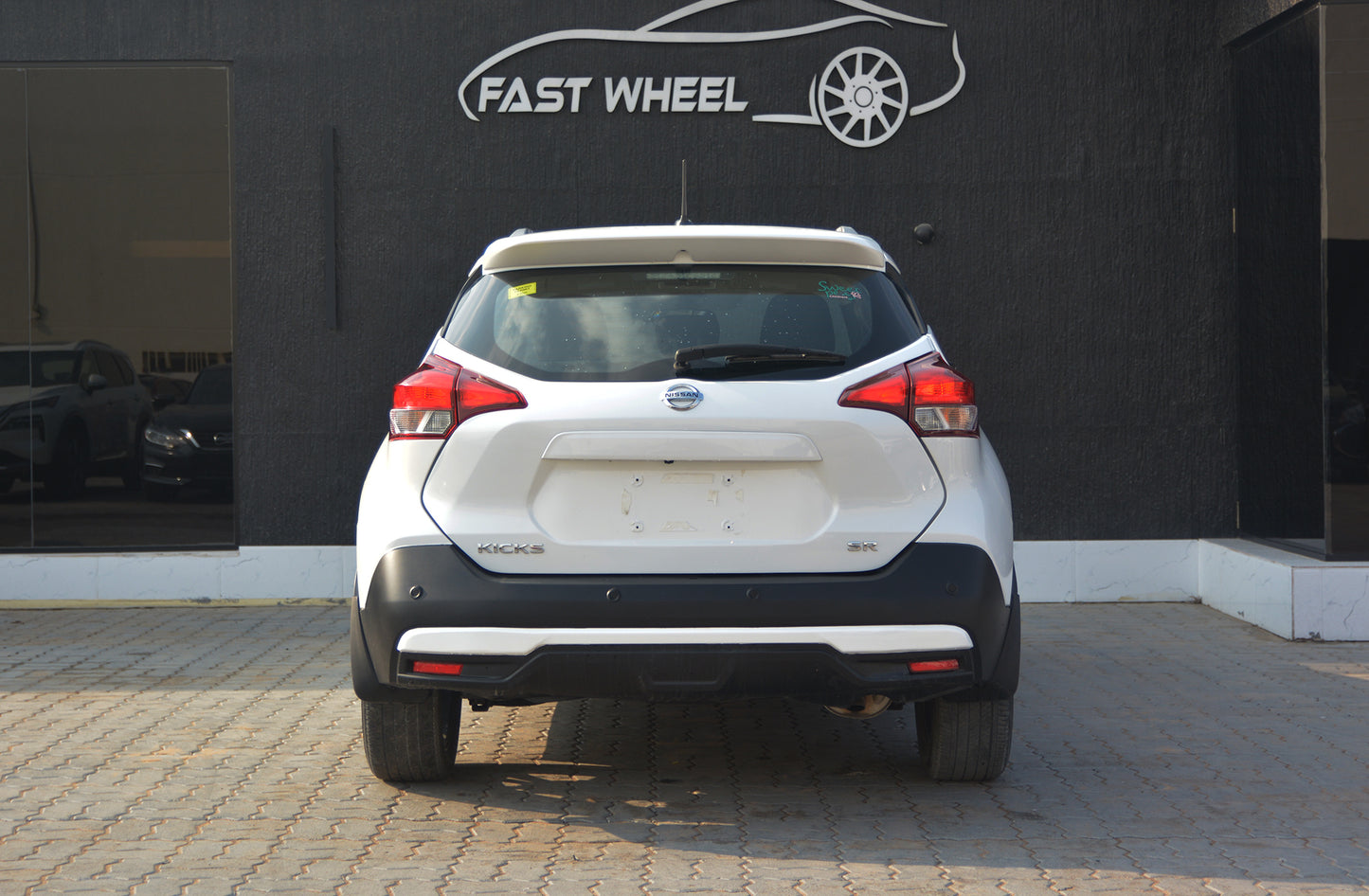 2020 Nissan Kicks SR - Fast Wheel