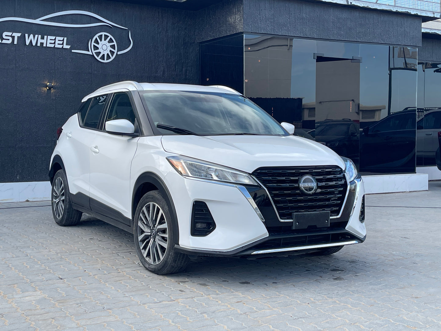 2022 Nissan Kicks, SV - Fast Wheel