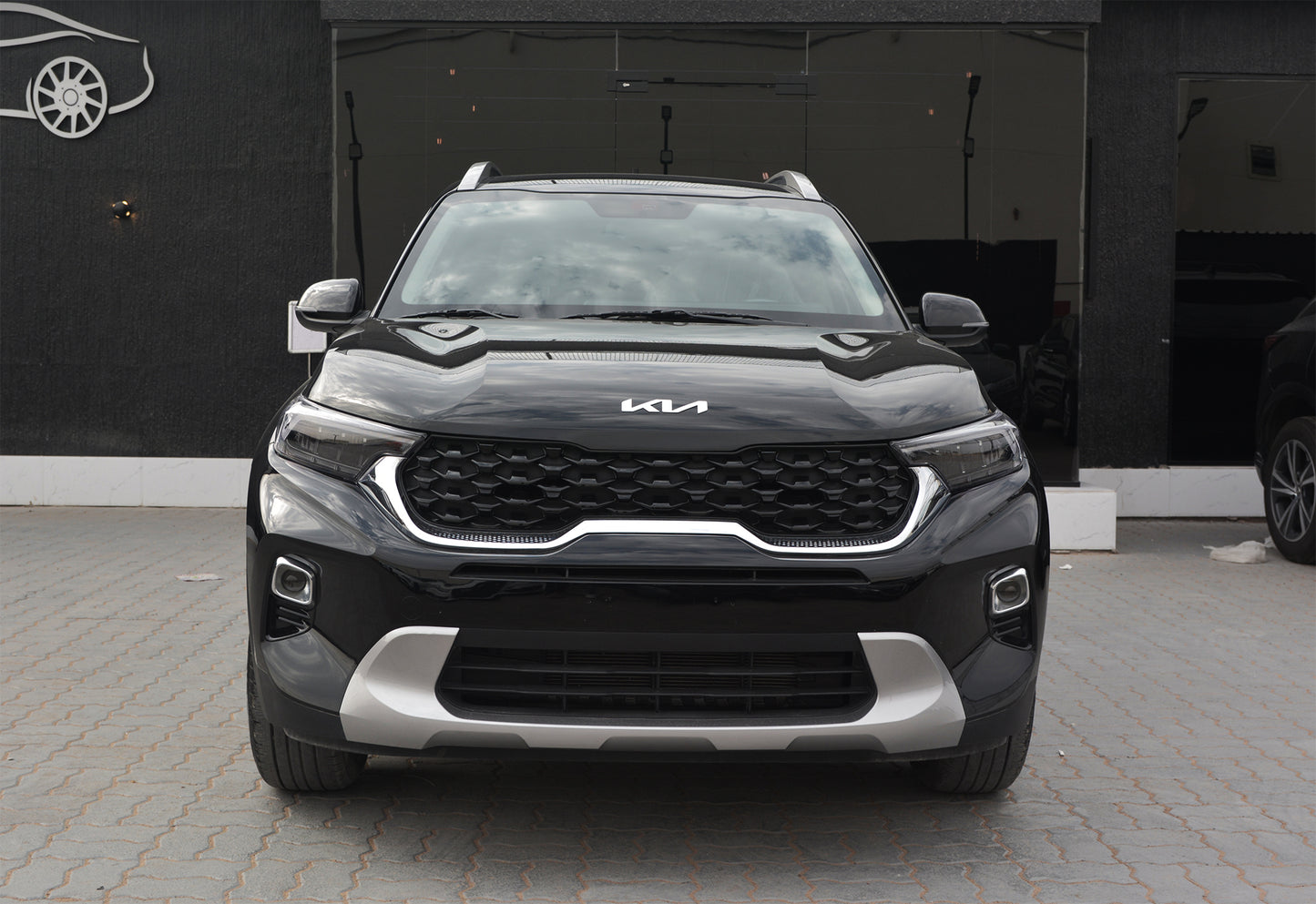 2023 Kia Sonet - Fast Wheel