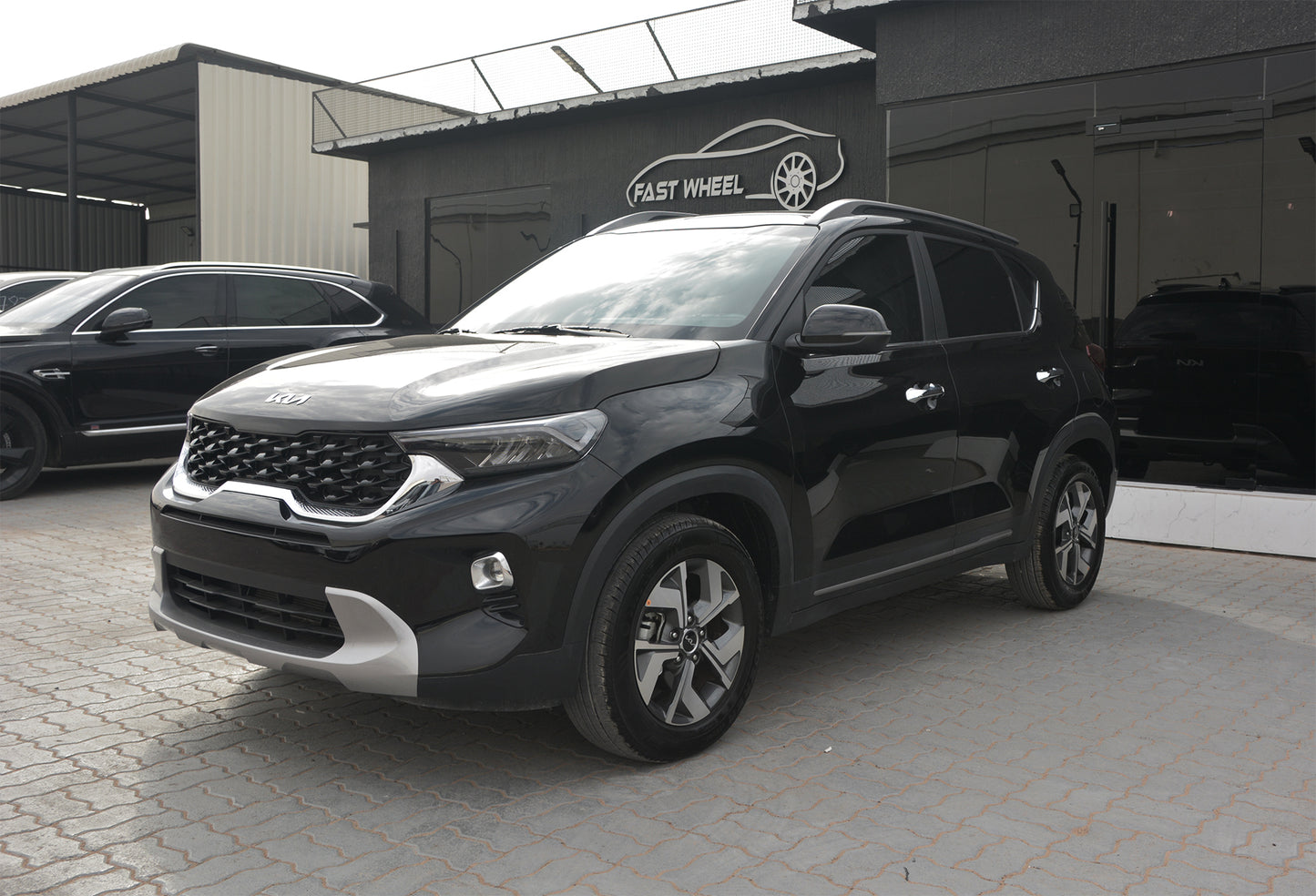 2023 Kia Sonet - Fast Wheel