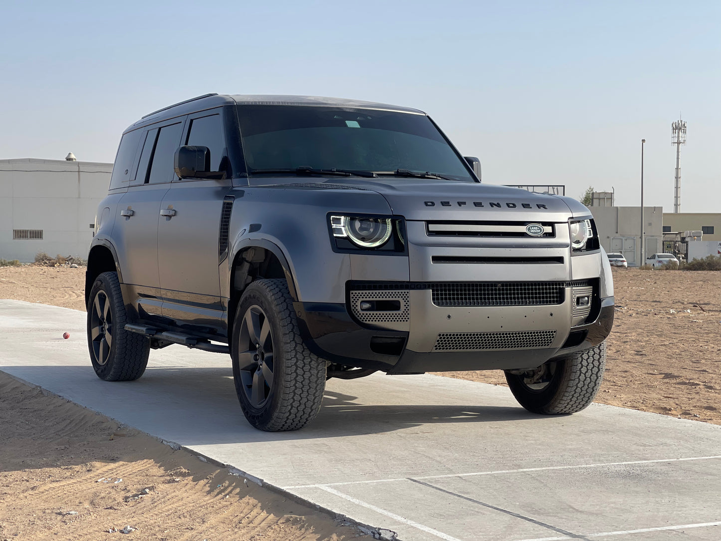 2024 RANGE ROVER DEFENDER - Fast Wheel