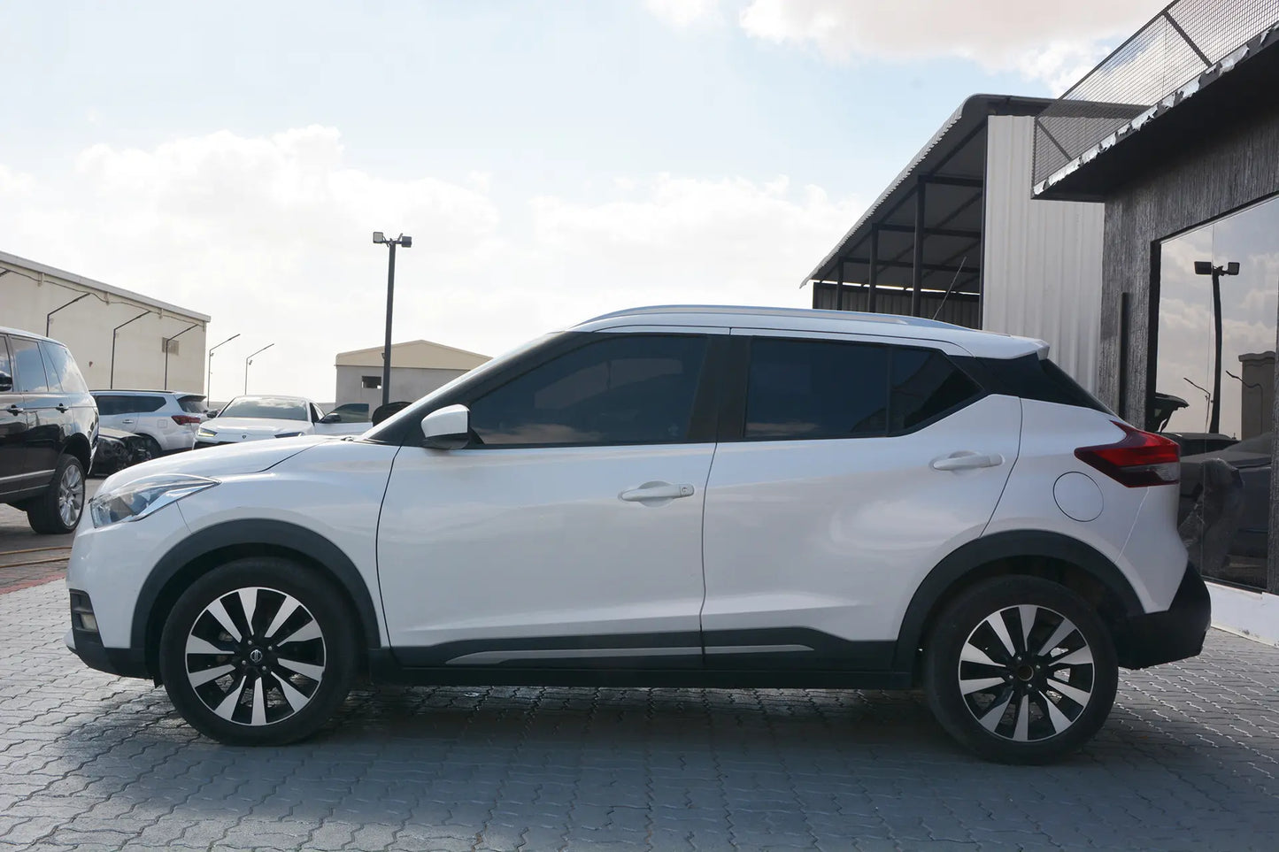 Nissan Kicks 2020 (GCC) - Fast Wheel