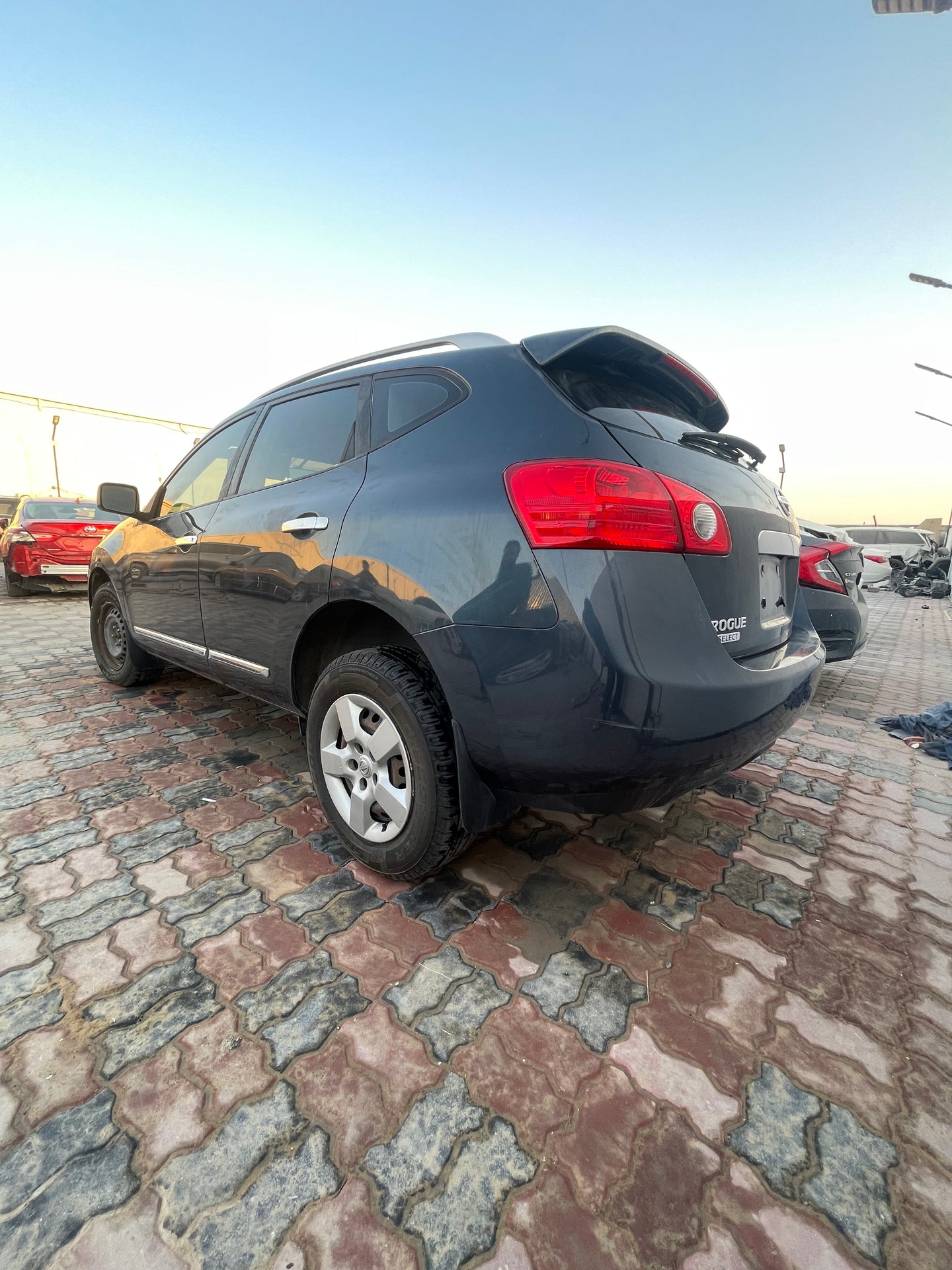 2015 Nissan Rogue, S - Fast Wheel