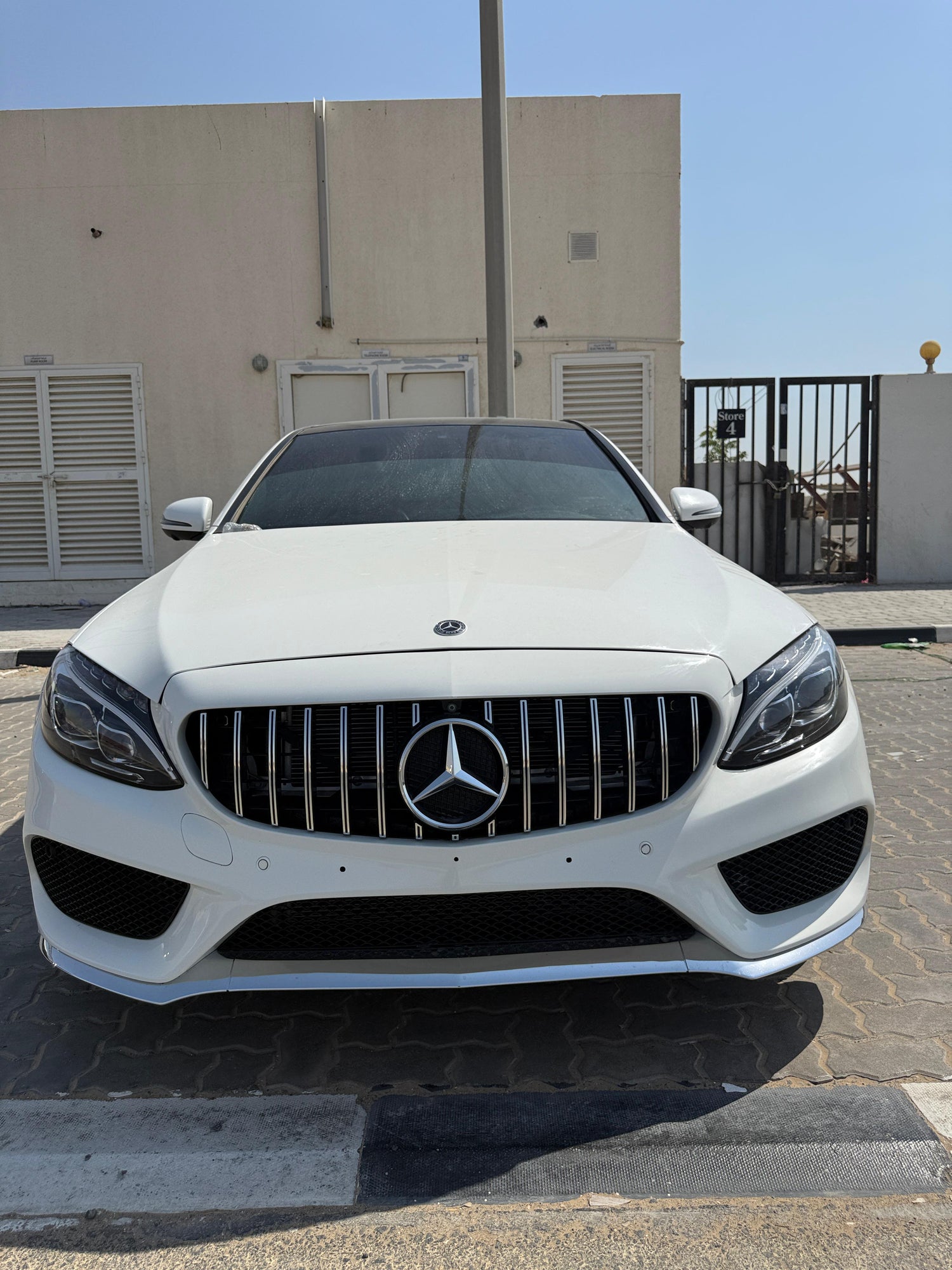 Mercedes Benz