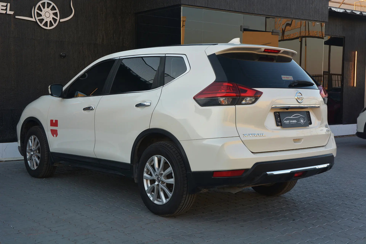 2021 NISSAN X- TRAIL (GCC) - Fast Wheel