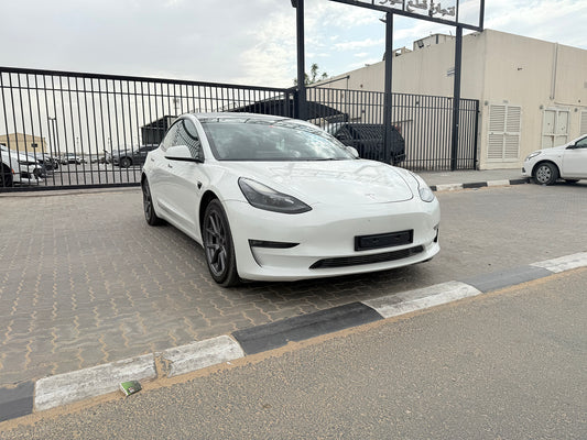2021 Tesla model 3 Long Range