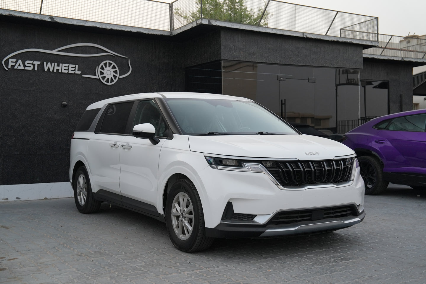 2022 KIA Carnival, LX - Fast Wheel