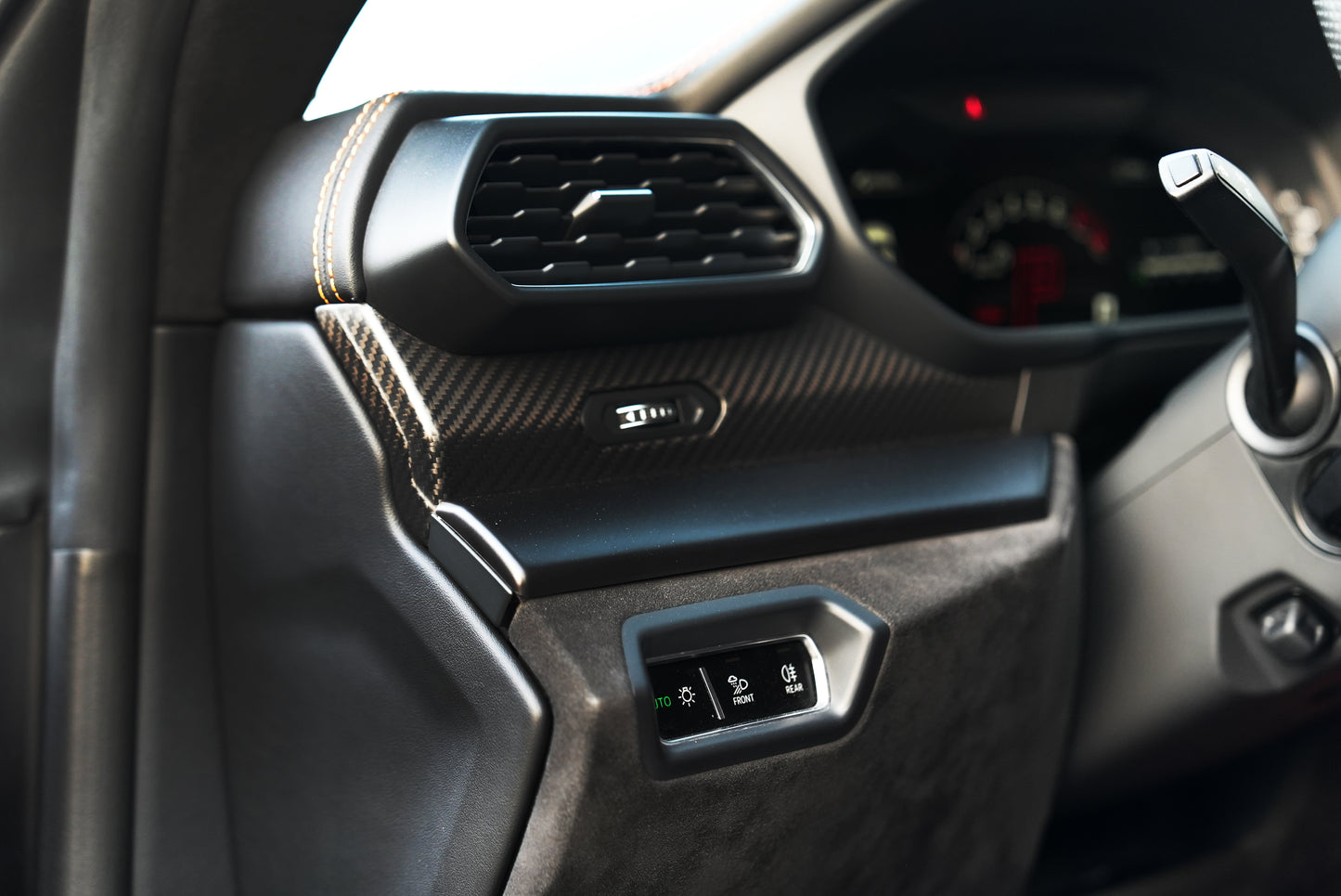 2022 LAMBORGHINI URUS - Fast Wheel
