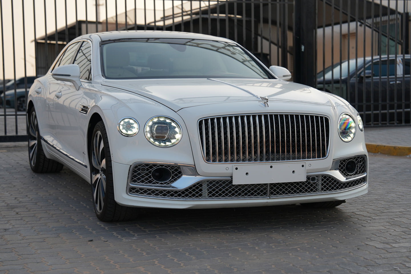2023 Bentley Flying Spur Azure - Fast Wheel