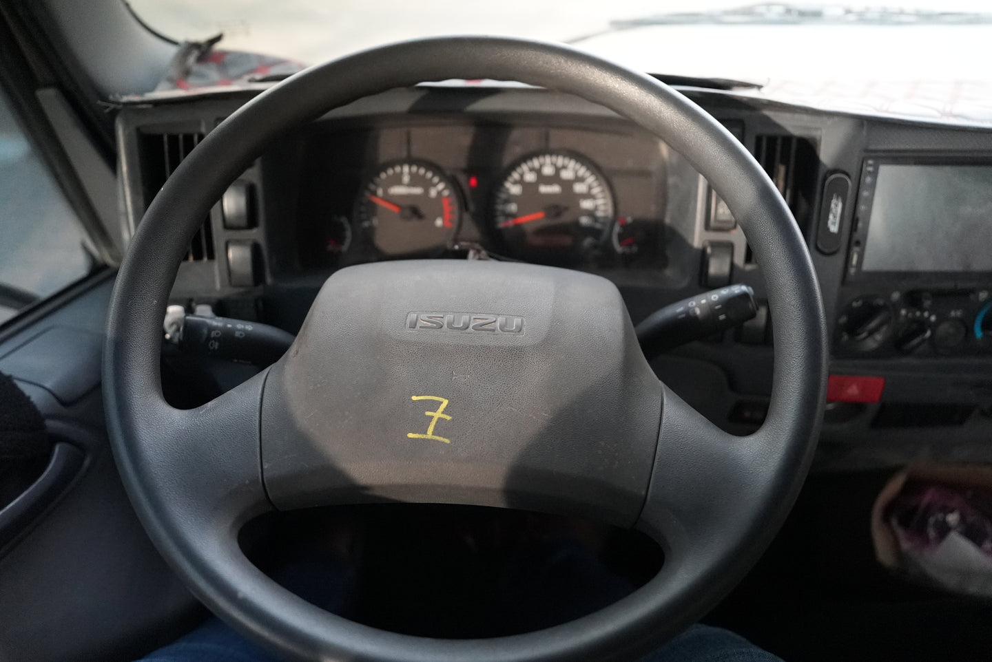 2023 Isuzu NPR recovery - Fast Wheel