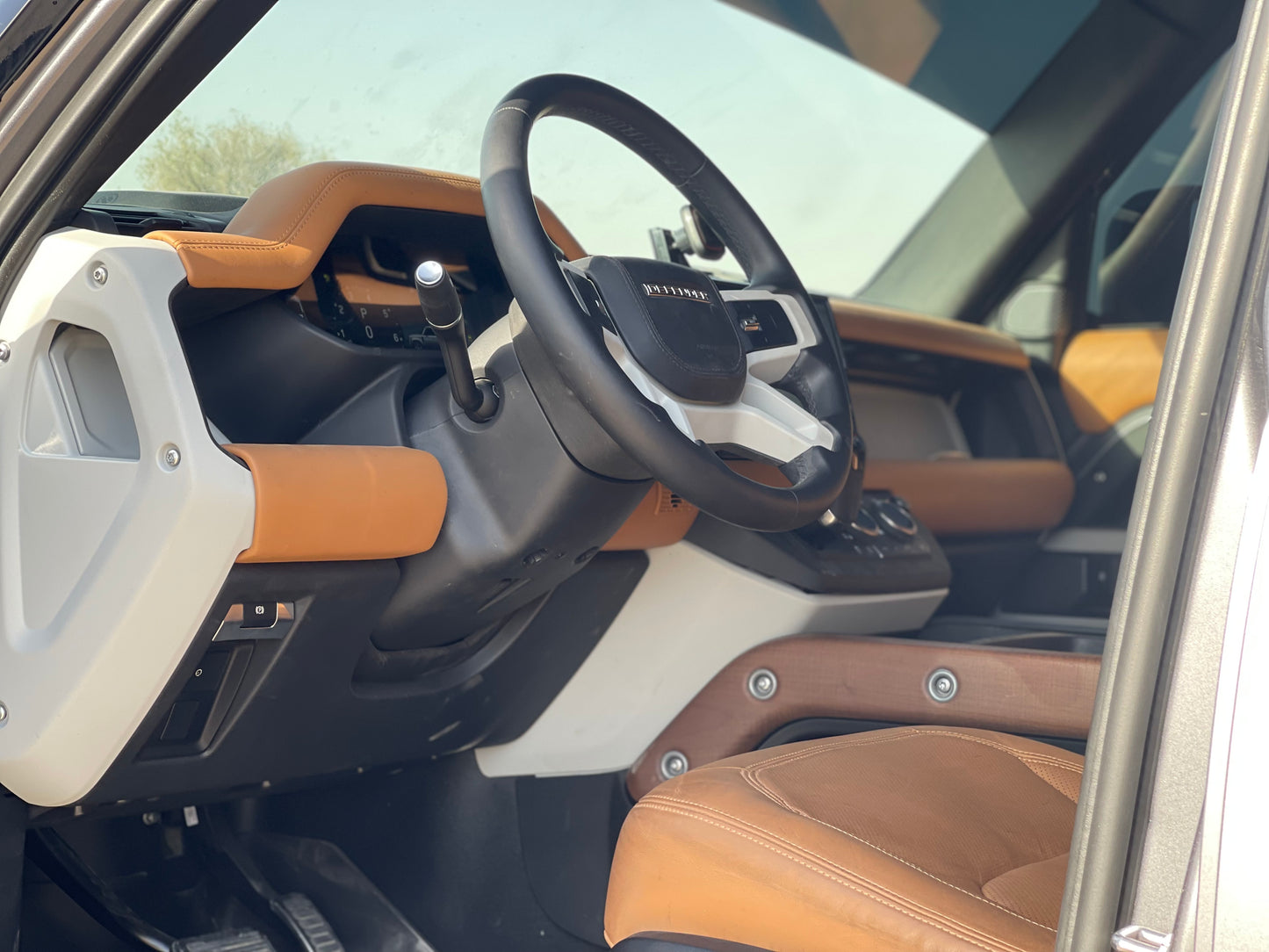 2024 RANGE ROVER DEFENDER P400 - Fast Wheel