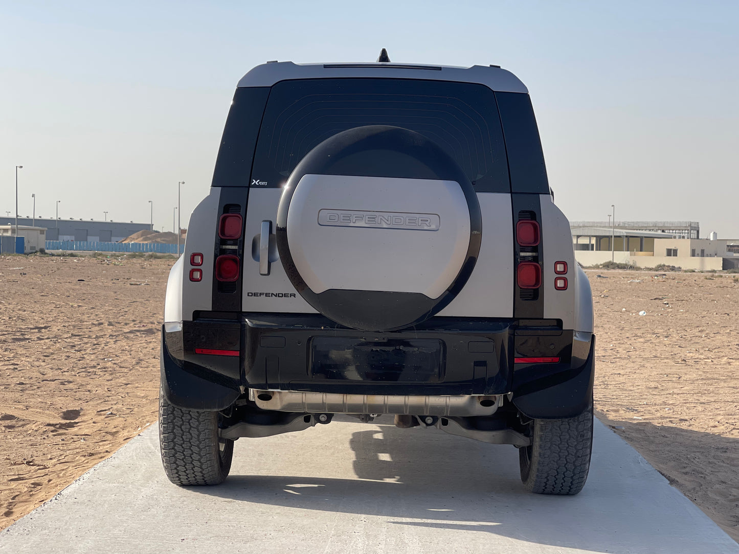 2024 RANGE ROVER DEFENDER P400 - Fast Wheel