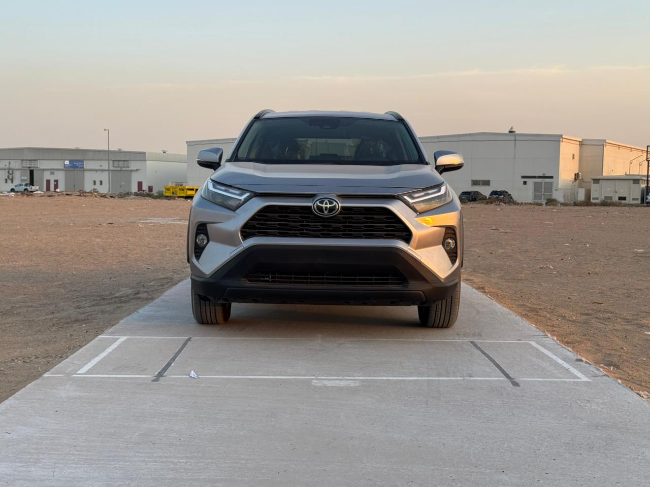 2024 TOYOTA RAV4 XLE - Fast Wheel