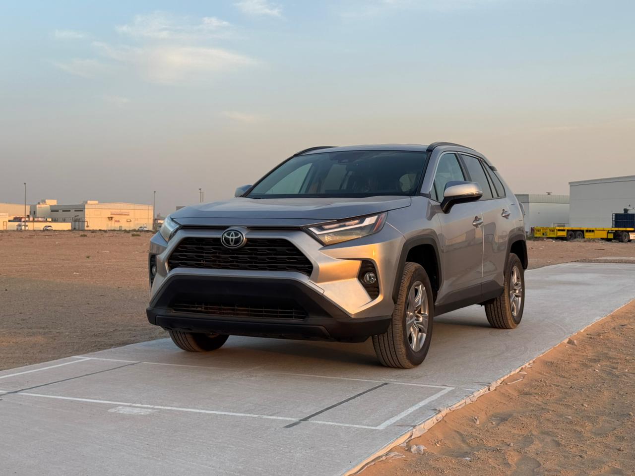 2024 TOYOTA RAV4 XLE - Fast Wheel