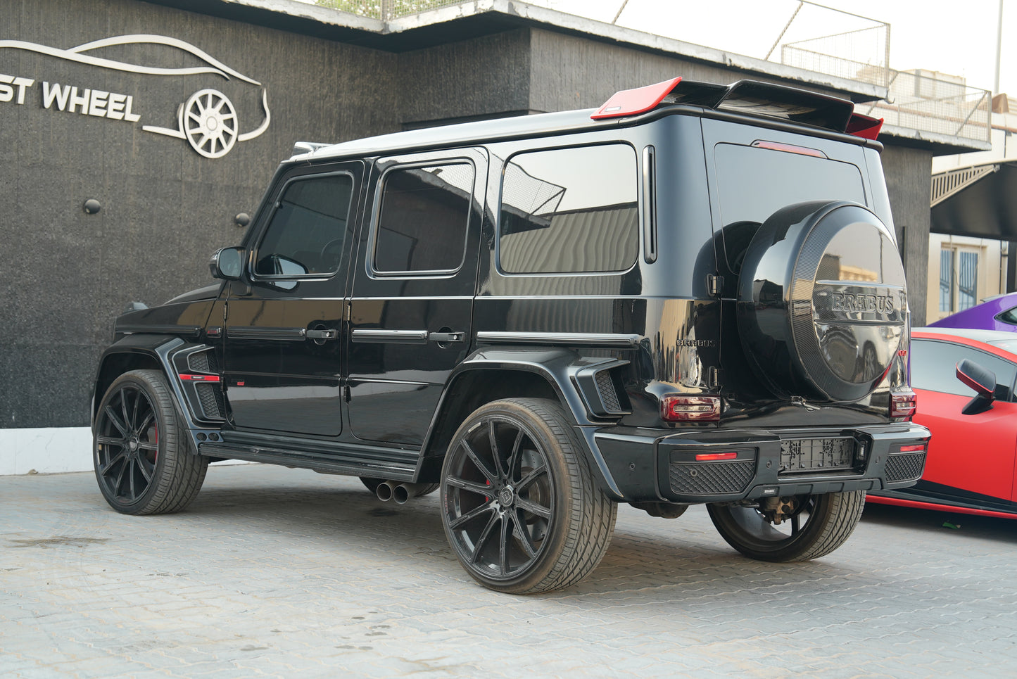 MERCEDES BRABUS G 700