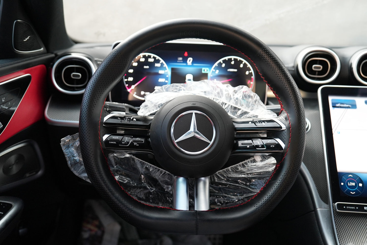 2024 MERCEDES C200 - Fast Wheel