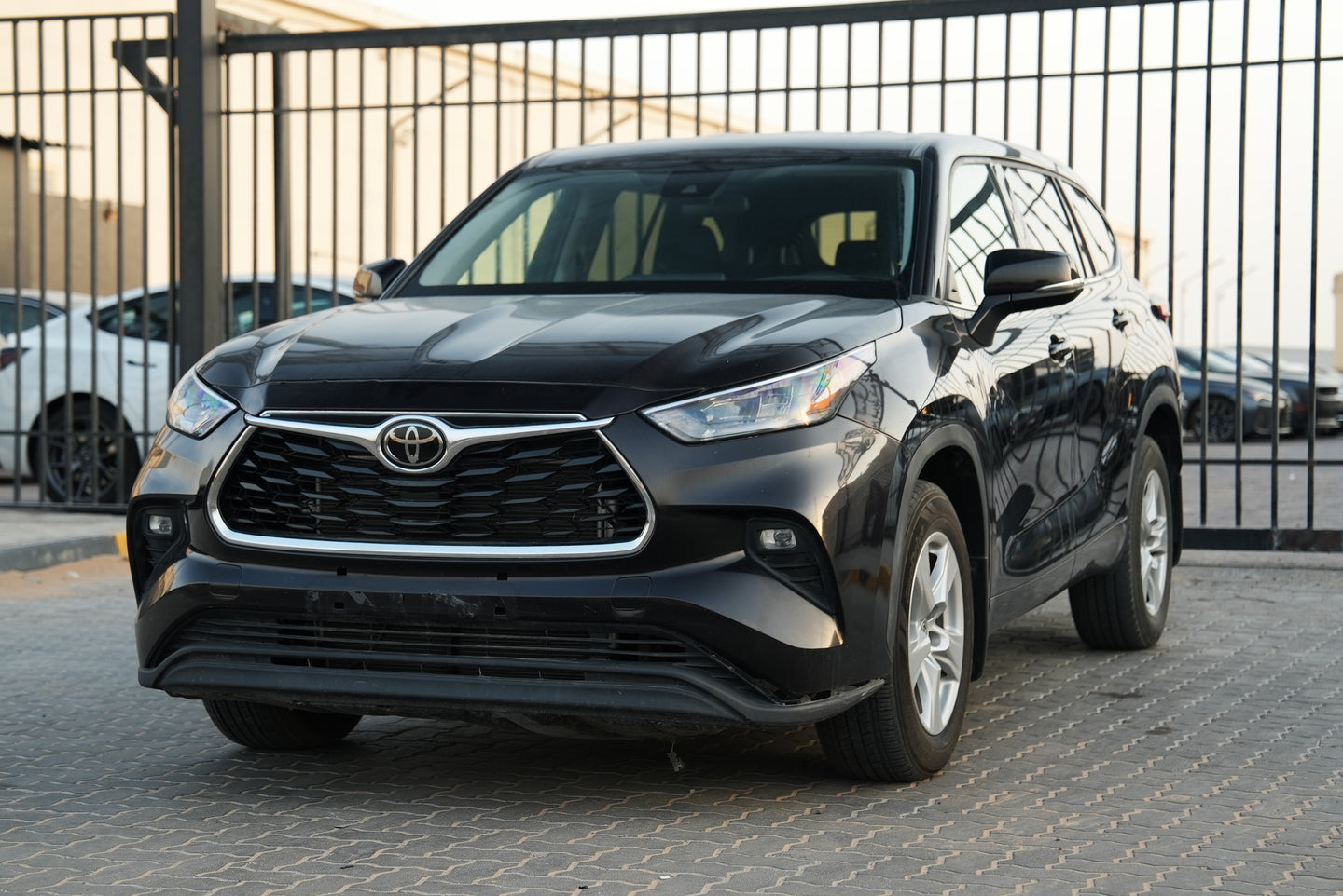 2021 TOYOYA HIGHLANDER L - Fast Wheel