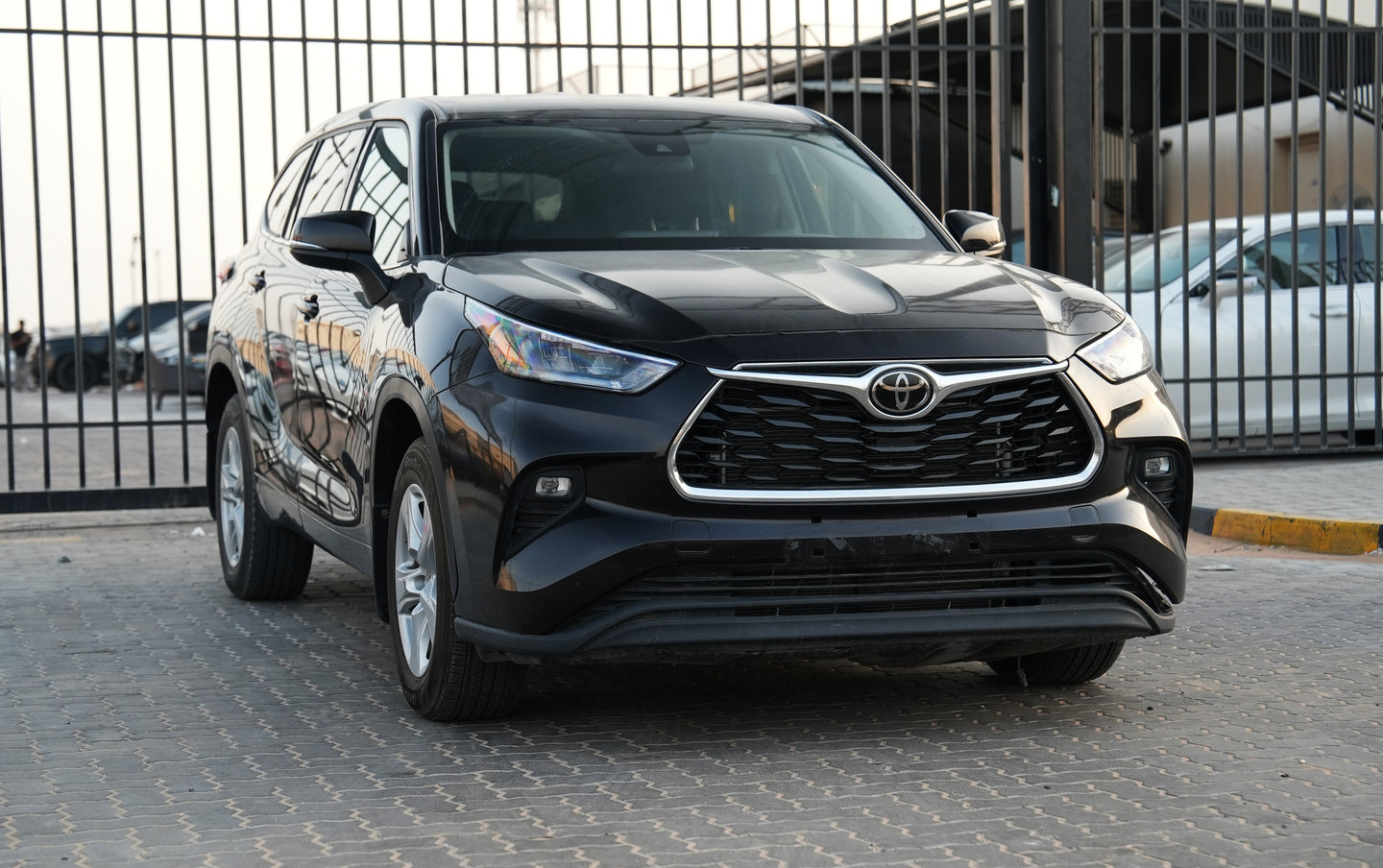2021 TOYOYA HIGHLANDER L - Fast Wheel