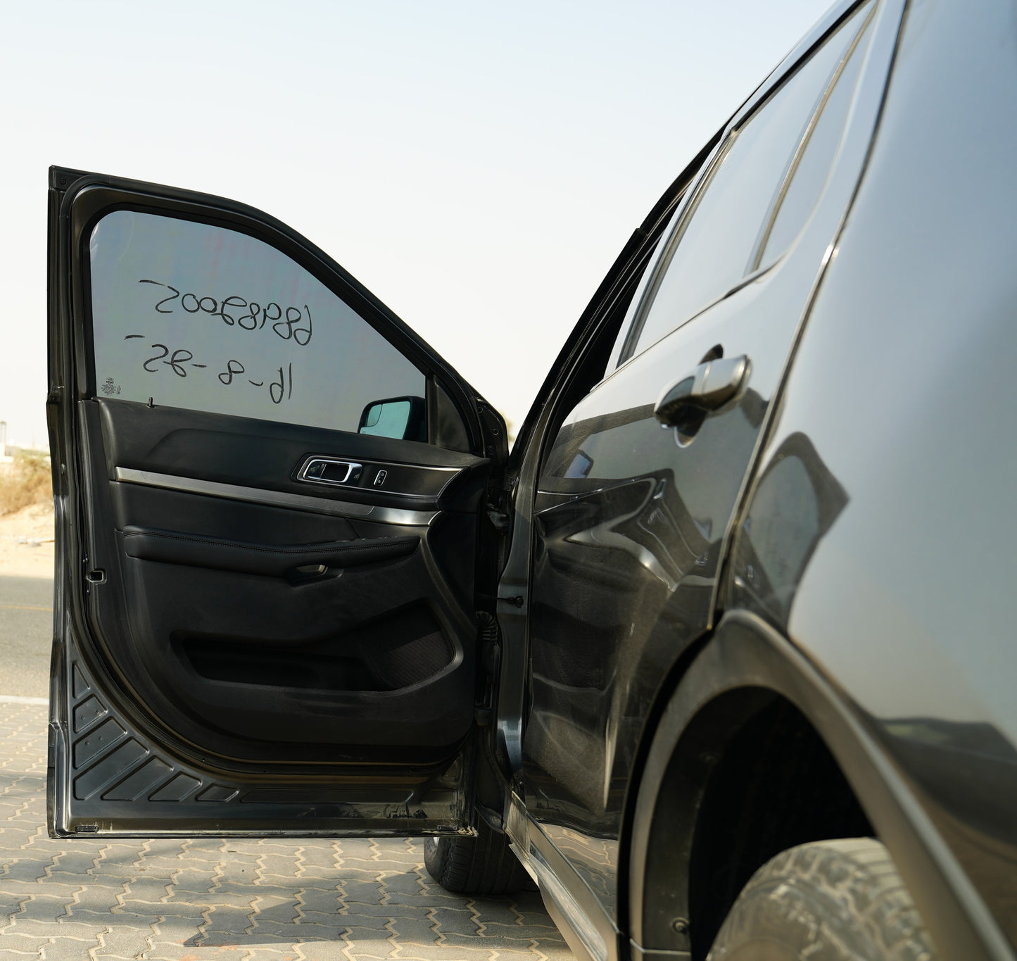 2018 Ford Explorer XLT - Fast Wheel
