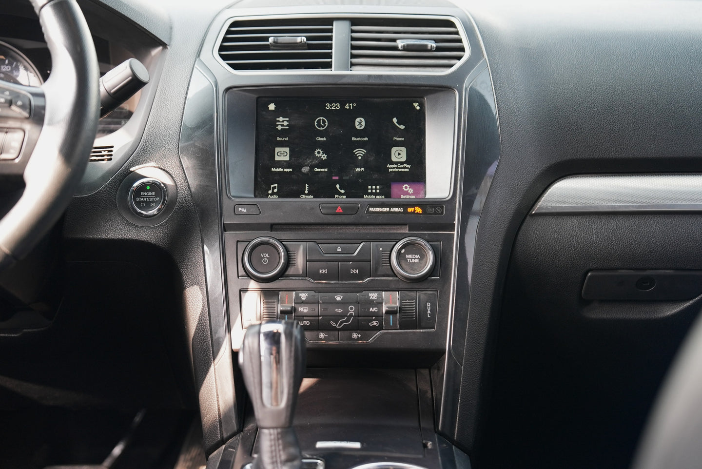 2018 Ford Explorer XLT - Fast Wheel