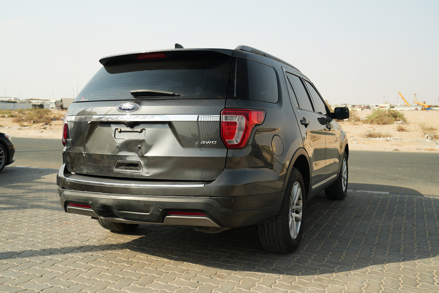 2018 Ford Explorer XLT - Fast Wheel