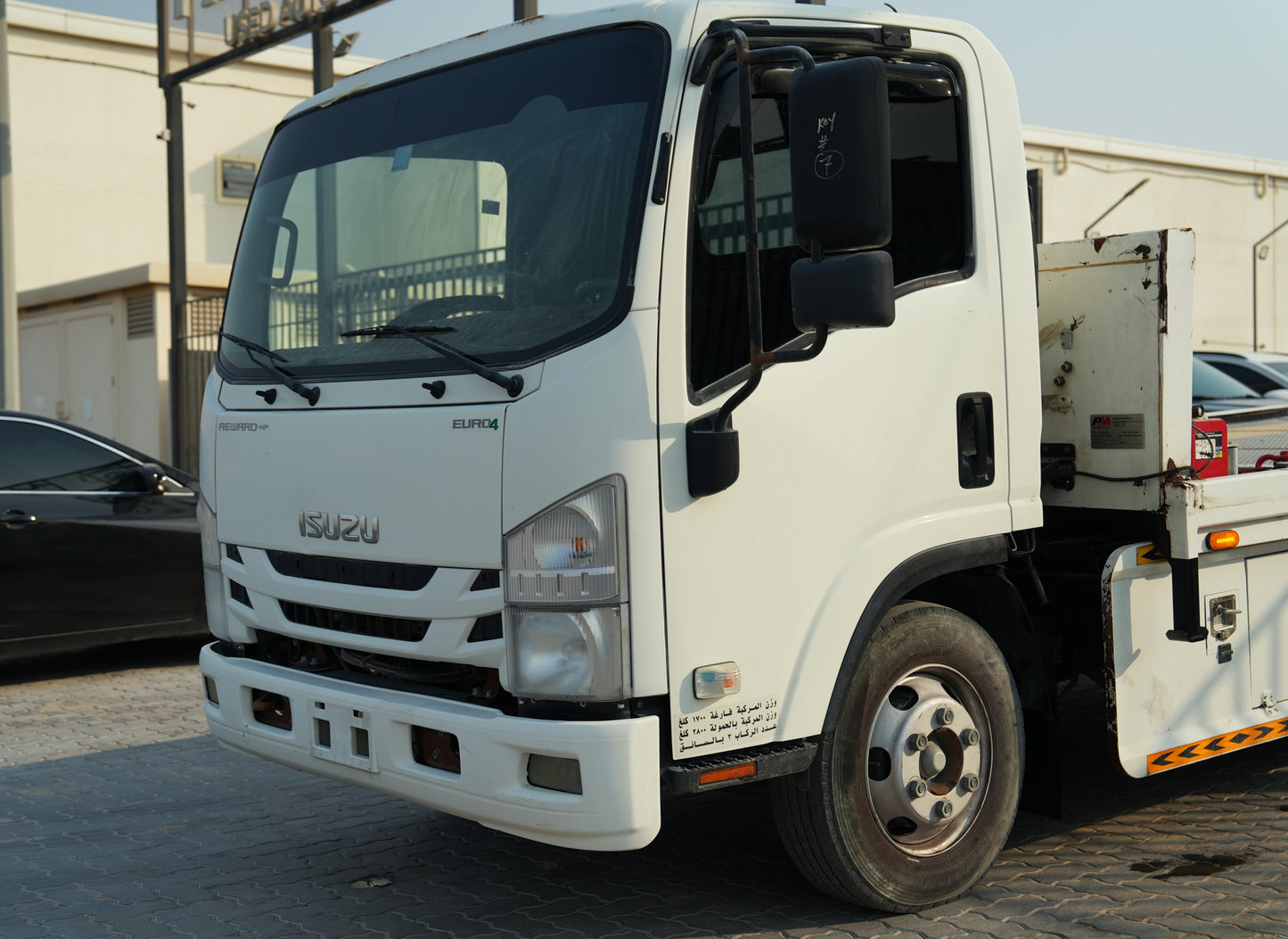 2023 Isuzu NPR recovery - Fast Wheel
