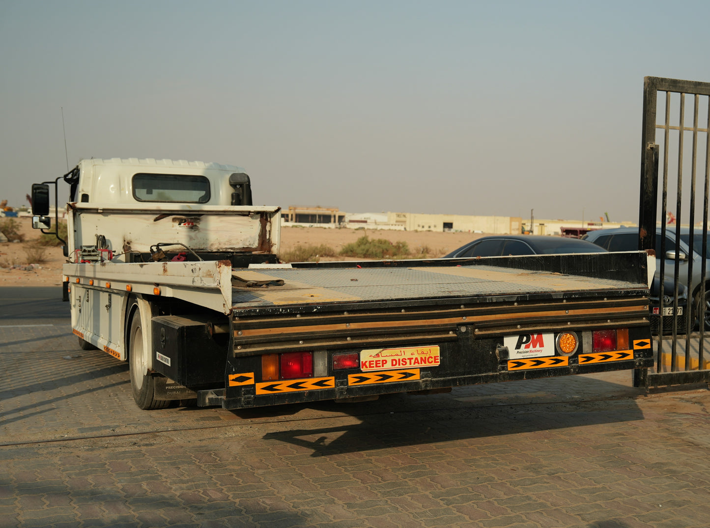 2023 Isuzu NPR recovery - Fast Wheel