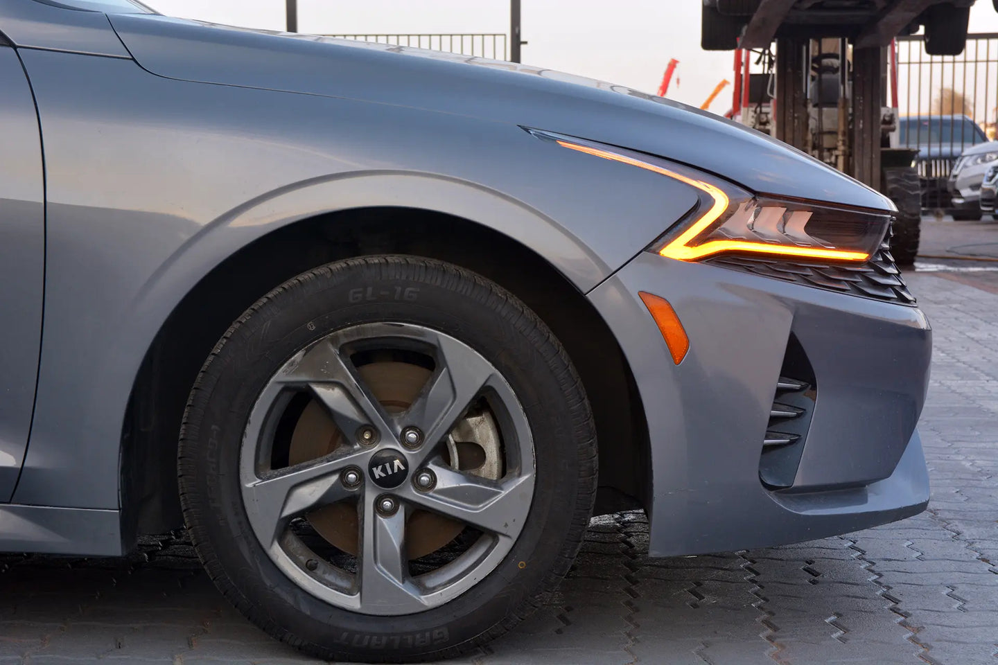2021 KIA	K5 LXS - Fast Wheel