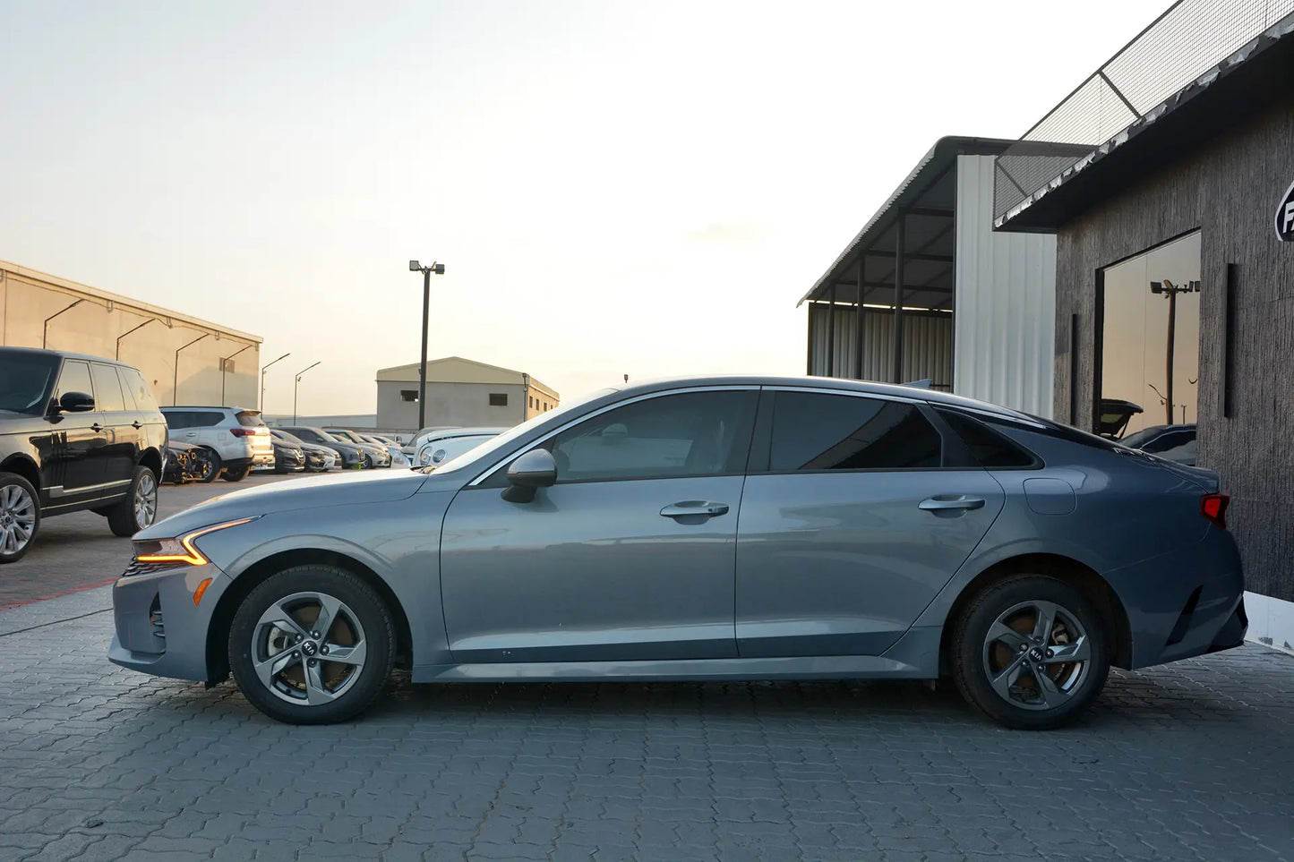 2021 KIA	K5 LXS - Fast Wheel
