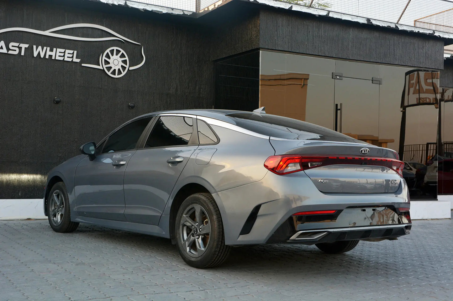 2021 KIA	K5 LXS - Fast Wheel