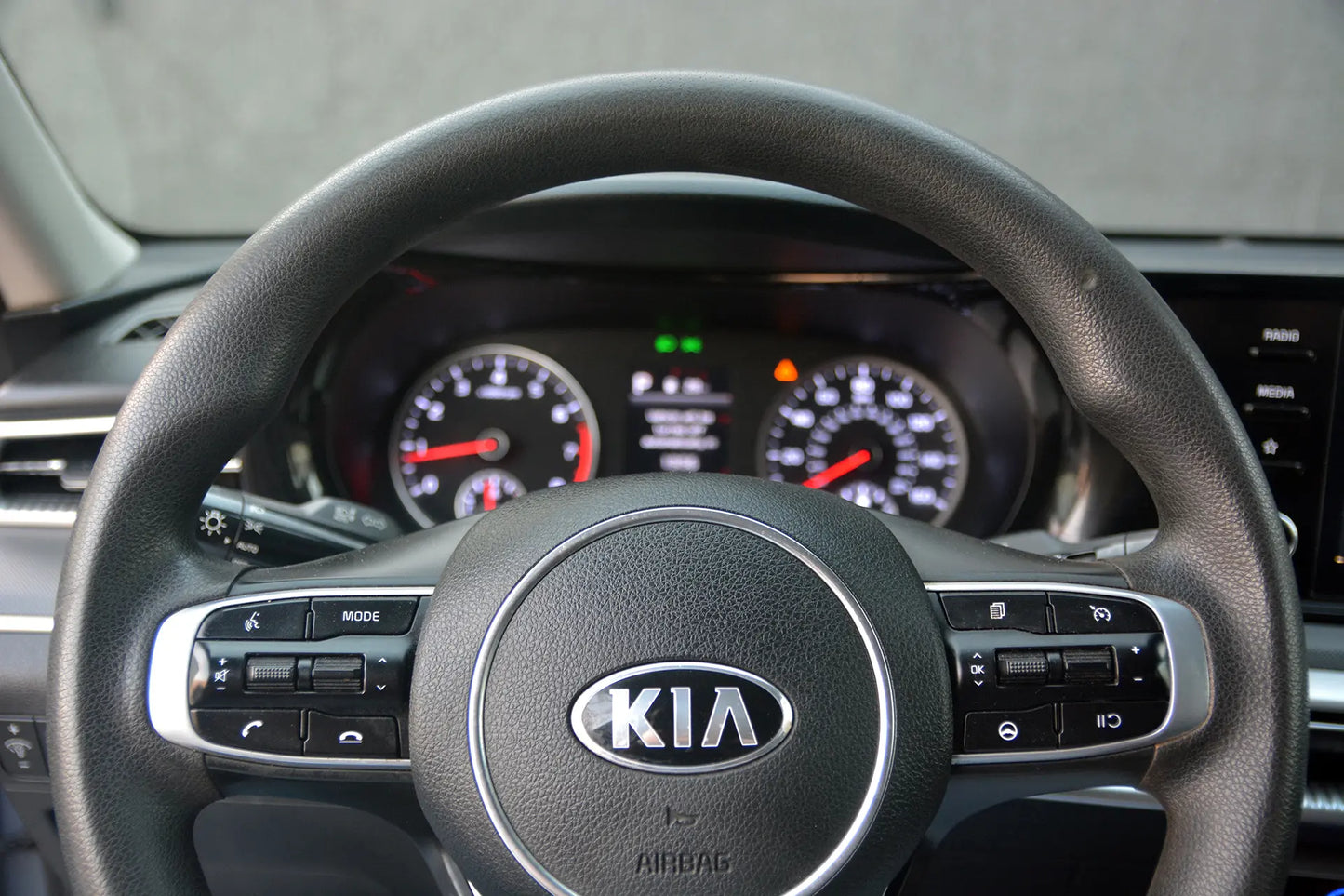 2021 KIA	K5 LXS - Fast Wheel