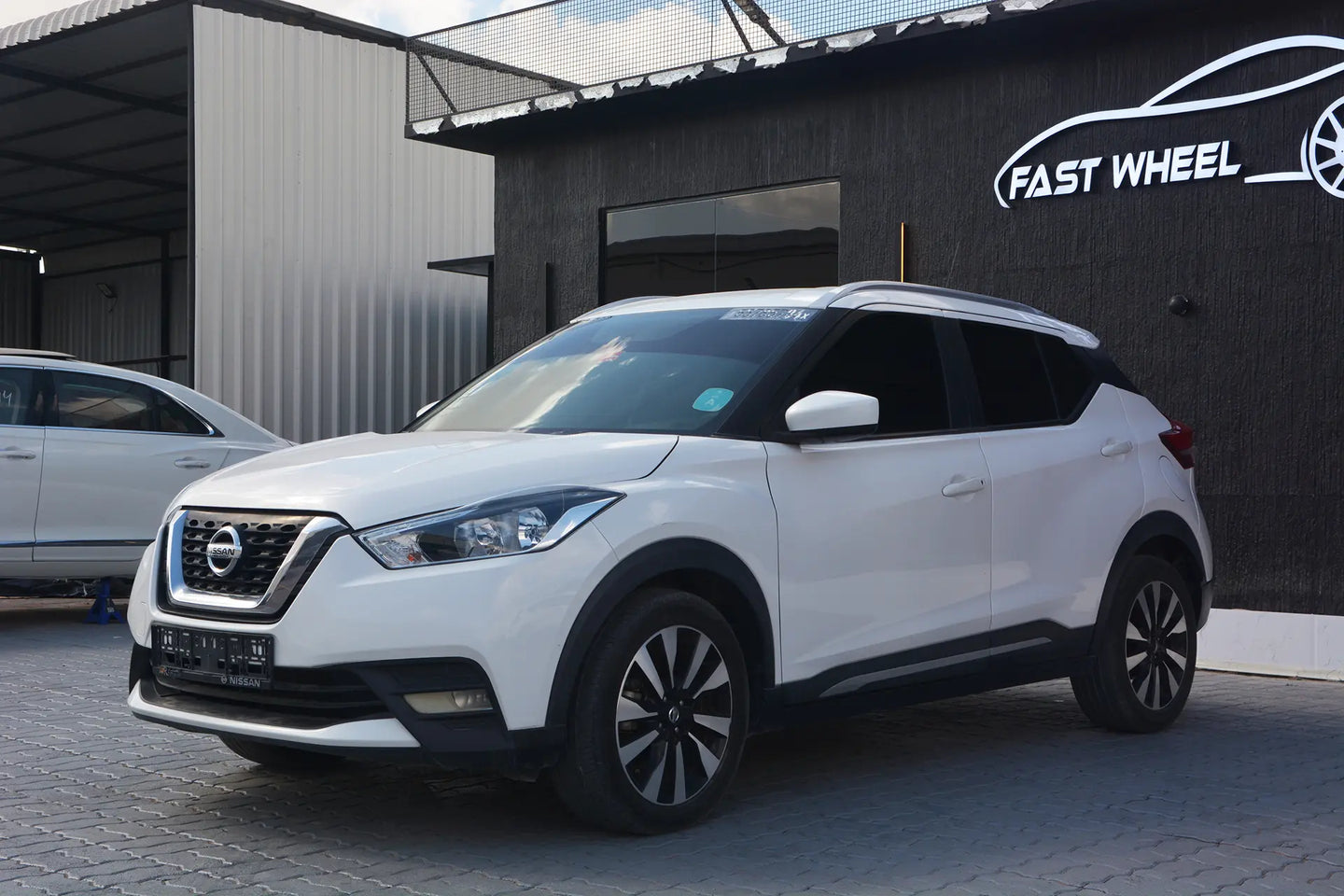 Nissan Kicks 2020 (GCC) - Fast Wheel